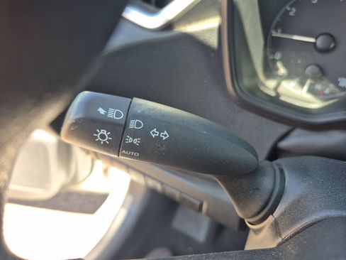 Used 2024 Toyota Corolla LE FWD image 33