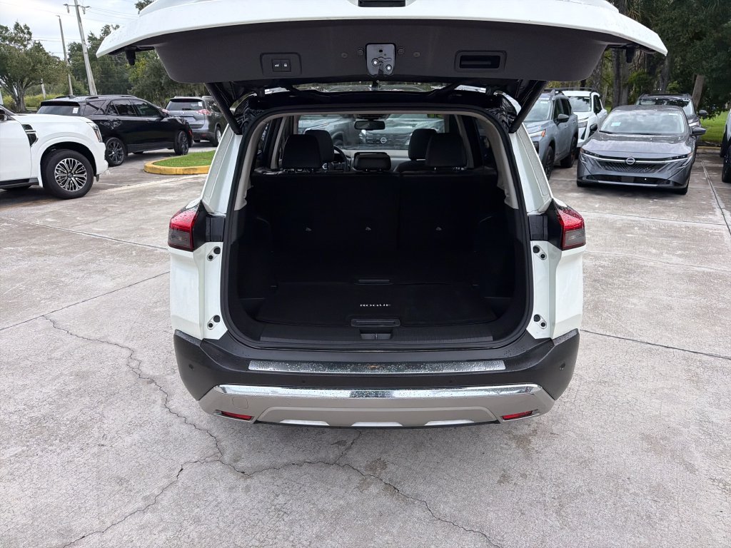 Used 2021 Nissan Rogue Platinum AWD/4WD image 35