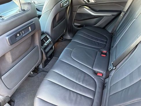 Used 2019 BMW X5 xDrive40i AWD/4WD image 17