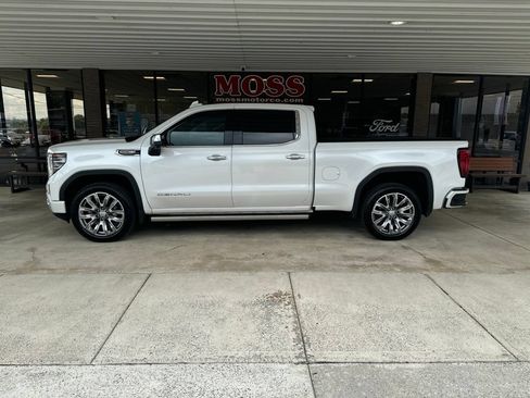 Used 2024 GMC Sierra 1500 Denali w/ Denali Reserve Package AWD/4WD image 7