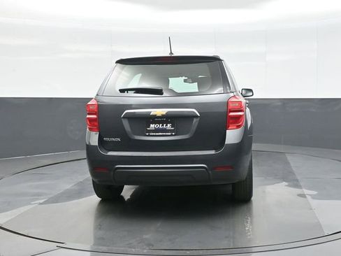 Used 2017 Chevrolet Equinox LS image 2