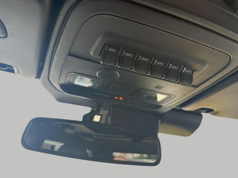 Used 2025 Ford Bronco Badlands AWD/4WD image 21
