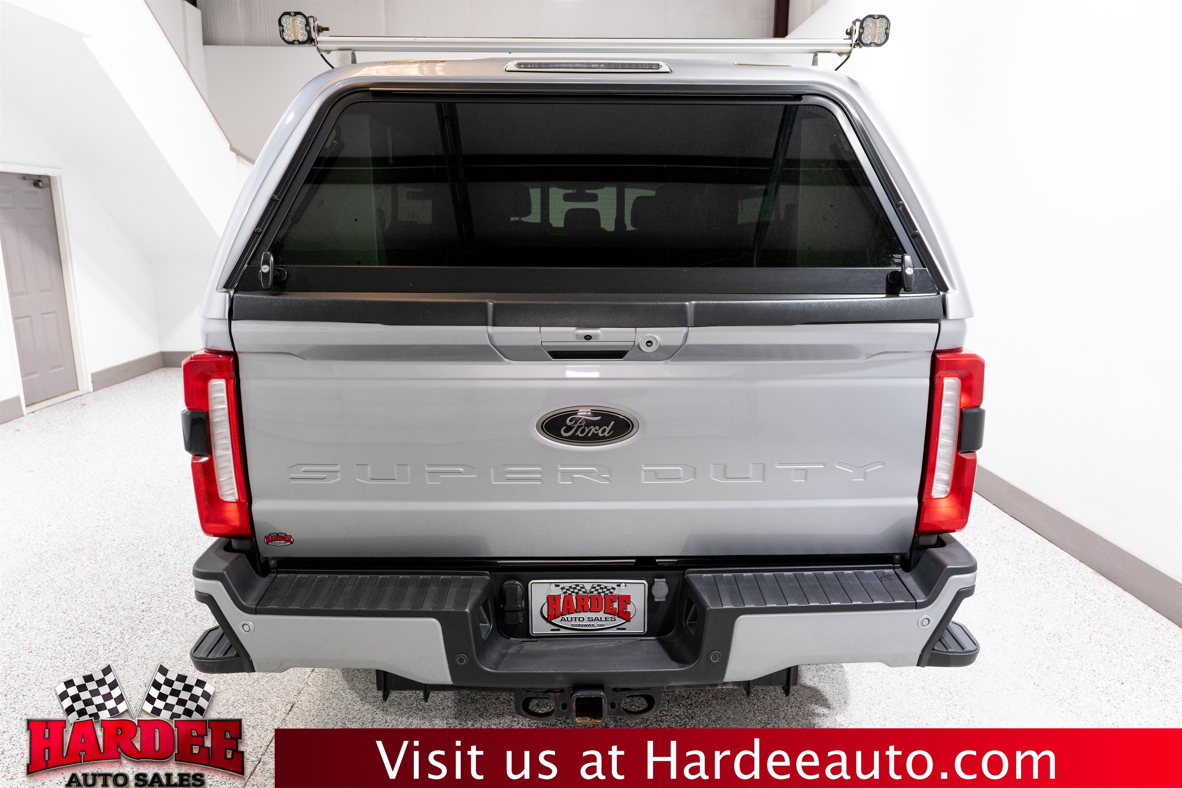 Used 2024 Ford F250 Lariat w/ Black Appearance Package AWD/4WD image 4
