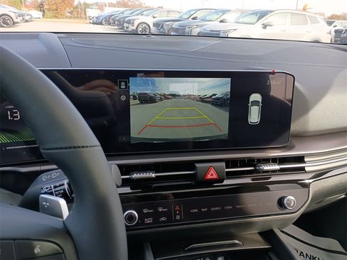 New 2026 Kia Sportage EX w/ EX Panoramic Sunroof Package image 23