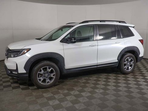 Used 2022 Honda Passport TrailSport image 14