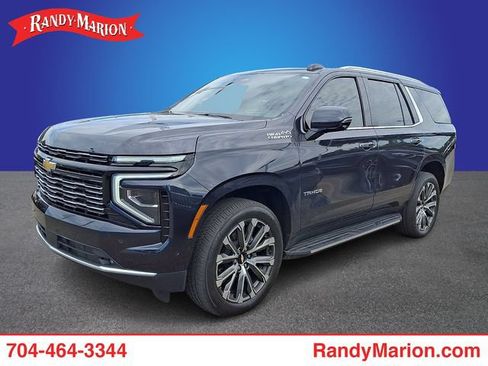 Used 2026 Chevrolet Tahoe High Country w/ Sun And Tow Package AWD/4WD image 1