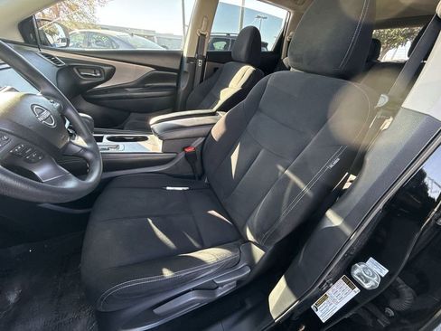 Used 2023 Nissan Murano S image 10