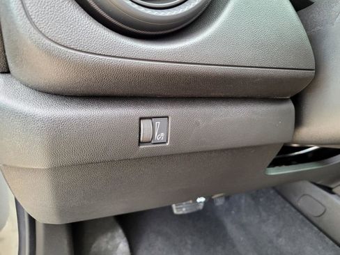 New 2026 Chevrolet Colorado W/T image 15