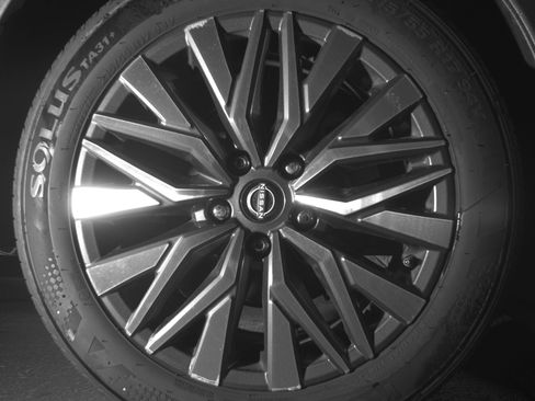 Used 2025 Nissan Altima 2.5 SV image 15