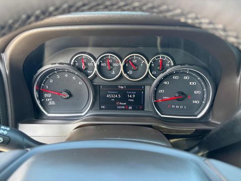 Used 2022 Chevrolet Silverado 1500 LTZ w/ LTZ Premium Package image 16