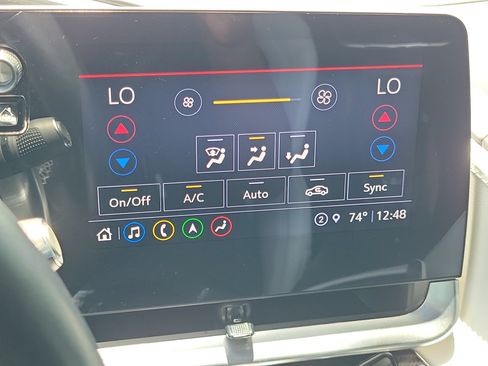 Used 2022 Chevrolet Corvette Stingray Preferred Cpe w/ Z51 Performance Package RWD image 27
