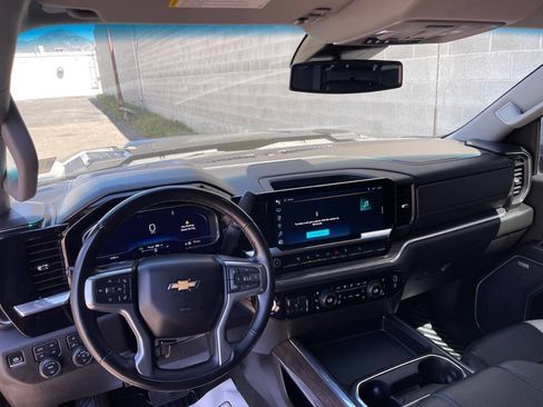 Used 2025 Chevrolet Silverado 3500 LTZ w/ LTZ Plus Package AWD/4WD image 15