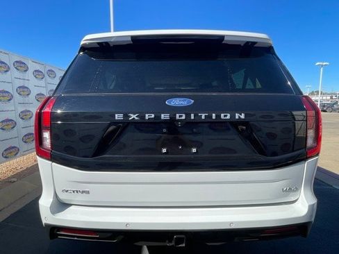 Certified 2025 Ford Expedition Max Active image 5