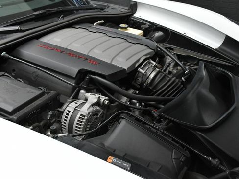 Used 2016 Chevrolet Corvette Stingray Coupe w/ 2LT Preferred Equipment Group image 12