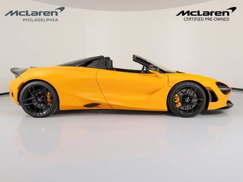 Used 2024 McLaren 750S Spider image 5