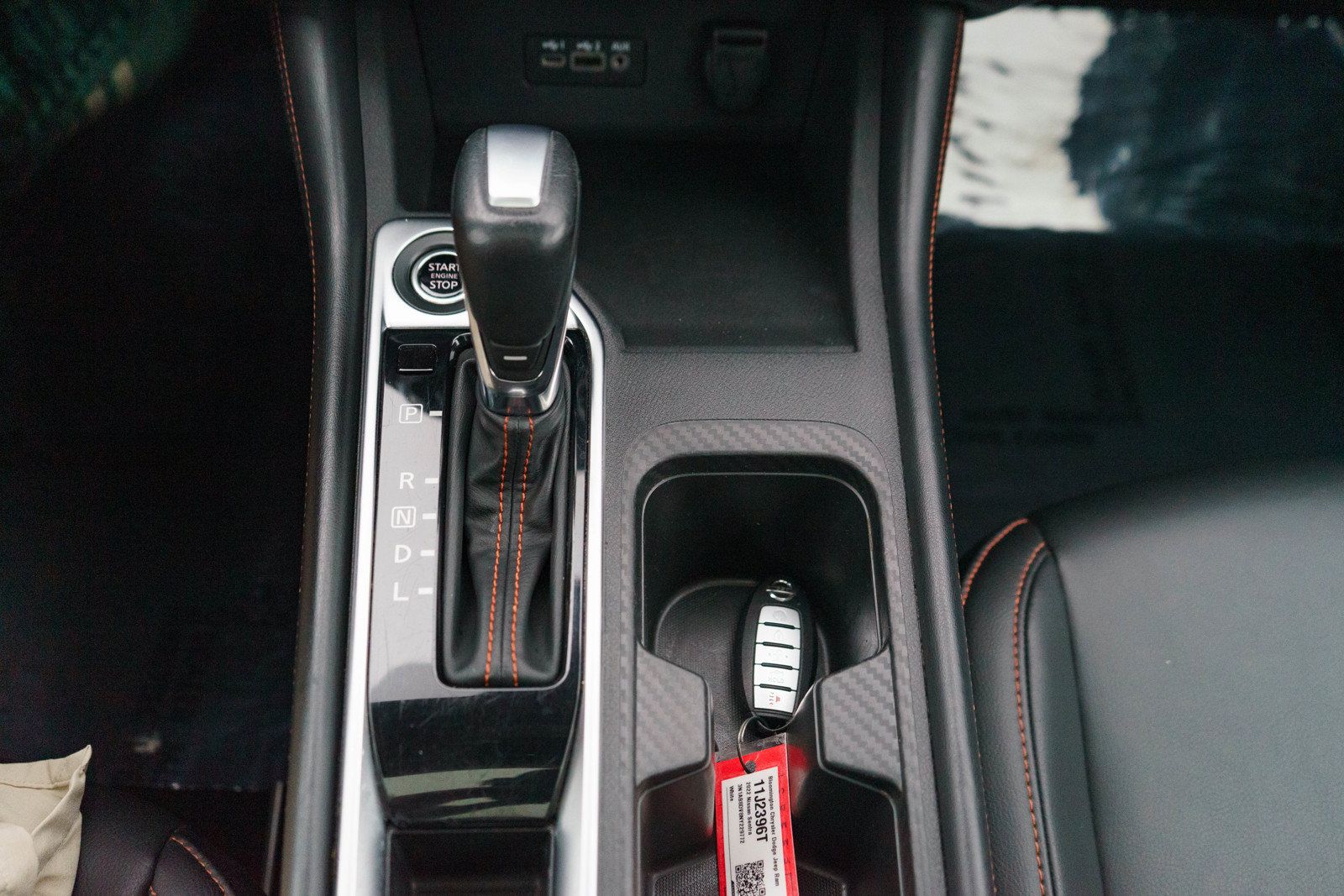 Used 2022 Nissan Sentra SR w/ SR Premium Package FWD image 19