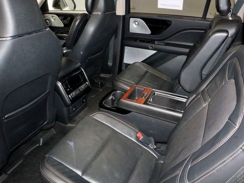 Used 2020 Lincoln Aviator Reserve w/ Equipment Group 201A image 20