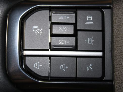 Used 2025 Ford F150 Platinum AWD/4WD image 42