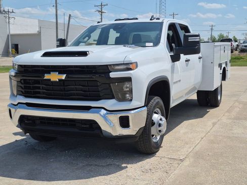 New 2026 Chevrolet Silverado 3500 W/T w/ WT Convenience Package AWD/4WD image 3