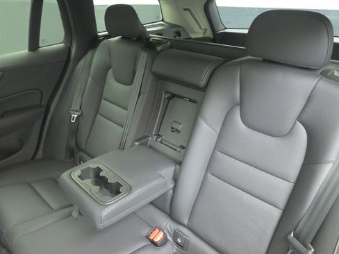 New 2026 Volvo V60 B5 Cross Country Plus w/ Protection Package Premier image 20