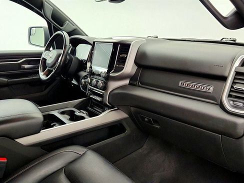 Used 2022 RAM 1500 Big Horn w/ Night Edition AWD/4WD image 26