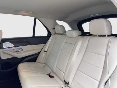 Used 2021 Mercedes-Benz GLE 350 4MATIC w/ Premium Package image 37