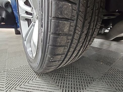 Used 2022 Dodge Challenger R/T image 39