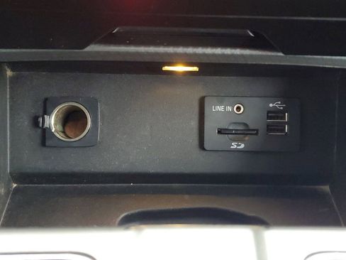 Used 2015 Ford F150 Lariat w/ Equipment Group 502A Luxury image 23