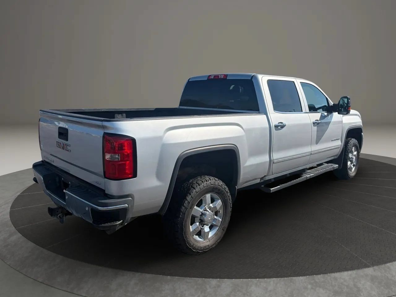 Used 2017 GMC Sierra 3500 SLT w/ Snow Plow Prep Package AWD/4WD image 5