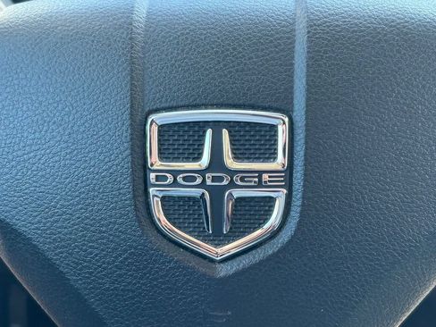 Used 2017 Dodge Journey SXT FWD image 34