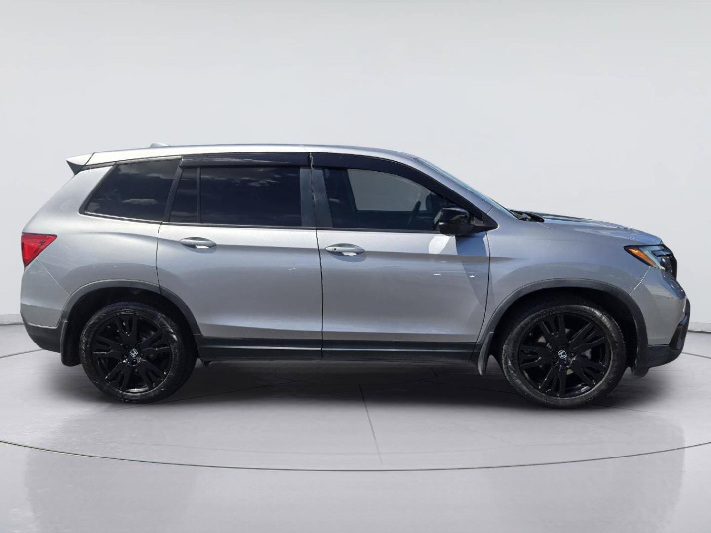 Used 2021 Honda Passport Sport image 4