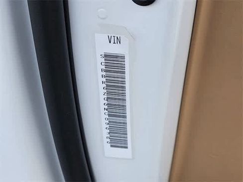 Used 2022 Bentley Flying Spur Plug-In Hybrid image 33