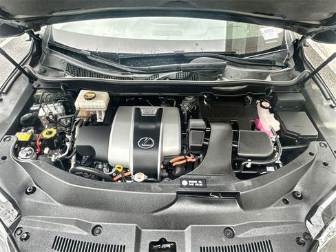 Used 2022 Lexus RX 450hL AWD w/ Premium Package image 18