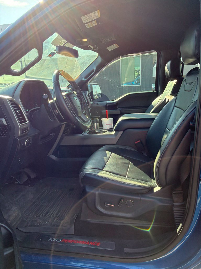 Used 2017 Ford F150 Raptor w/ Equipment Group 802A Luxury AWD/4WD image 8