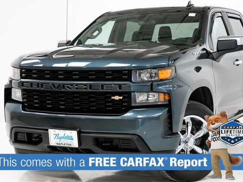Used 2020 Chevrolet Silverado 1500 Custom w/ Custom Value Package image 2