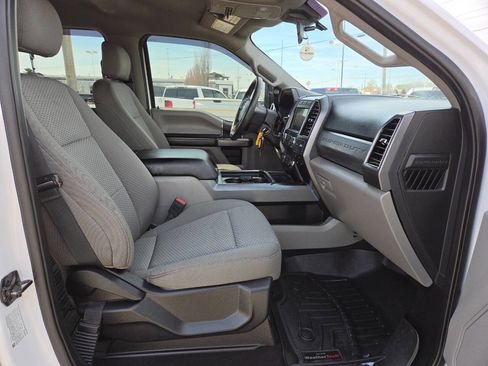 Used 2020 Ford F250 XLT w/ XLT Value Package image 32