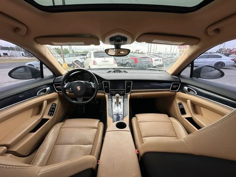 Used 2015 Porsche Panamera image 12