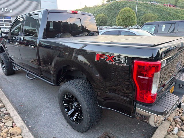 Used 2019 Ford F250 Lariat w/ Lariat Ultimate Package AWD/4WD image 6