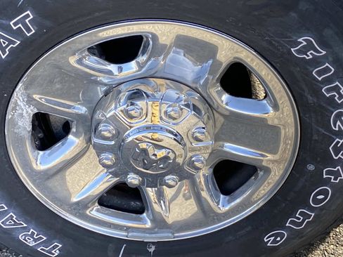 Used 2023 RAM 2500 Tradesman w/ Chrome Appearance Group image 23