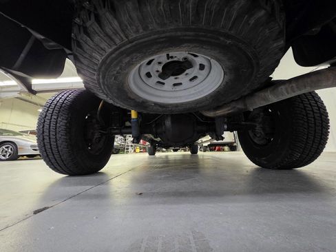 Used 2000 Ford F350 XLT image 35