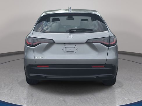 Used 2024 Honda HR-V LX image 6
