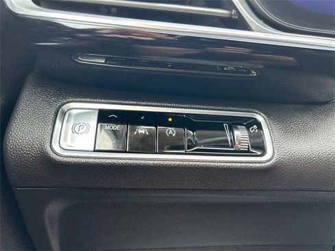 Used 2024 Buick Envision Sport Touring image 21