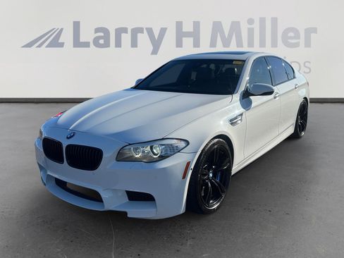Used 2013 BMW M5 image 1