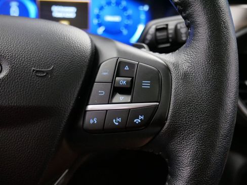 Used 2020 Ford Escape Titanium image 30