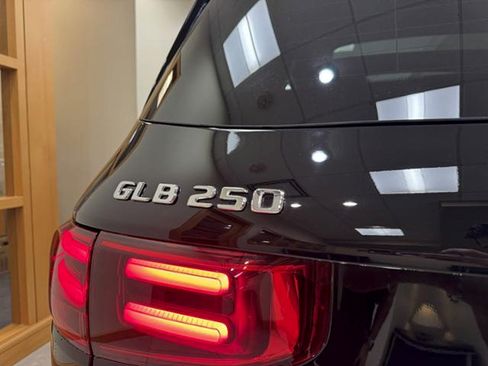 Certified 2026 Mercedes-Benz GLB 250 image 6