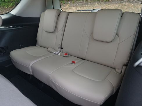 Used 2024 Nissan Armada Platinum w/ Cargo Package image 19