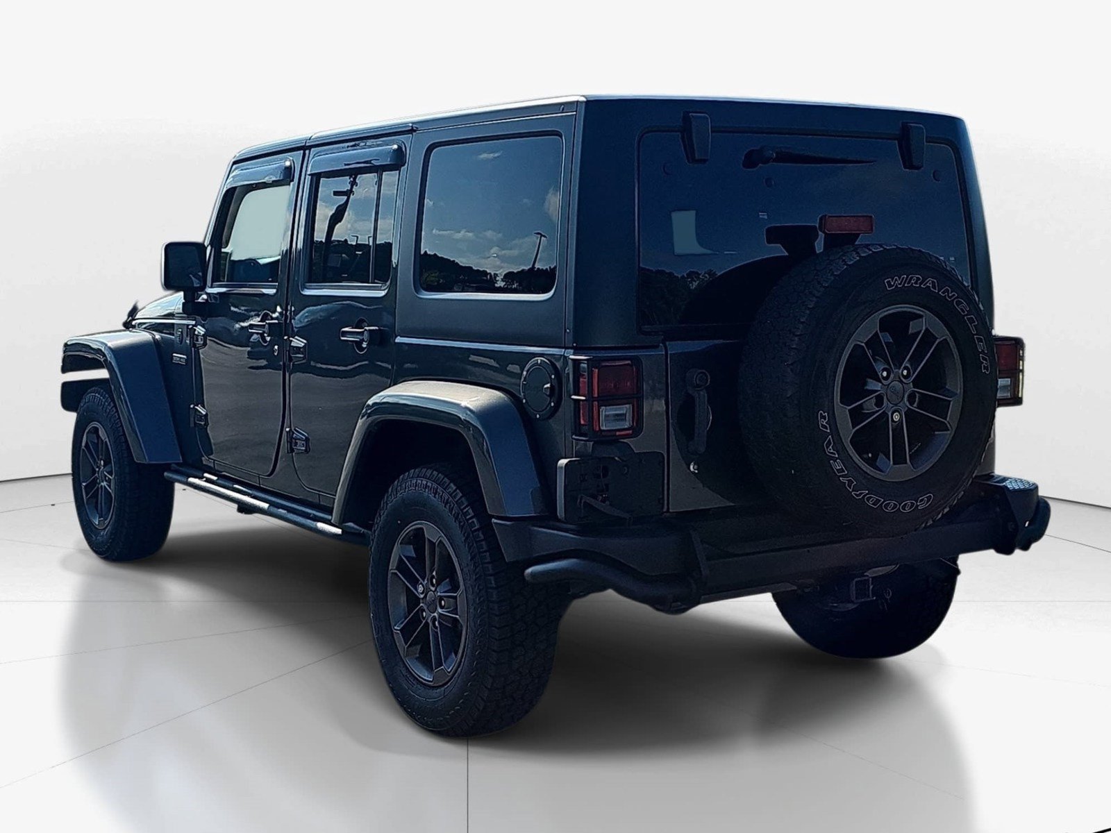 Used 2018 Jeep Wrangler Unlimited Sport AWD/4WD image 6
