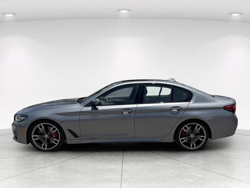 Used 2023 BMW M550i xDrive w/ Dynamic Handling Package AWD/4WD image 7