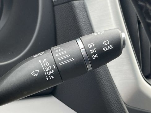 Used 2023 GMC Terrain SLT w/ Infotainment Package II image 45