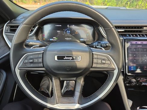 Used 2024 Jeep Grand Cherokee Limited 4xe AWD/4WD image 22